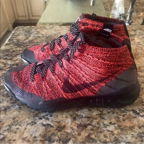 nike tessen hologram price